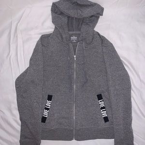 grey hoodie